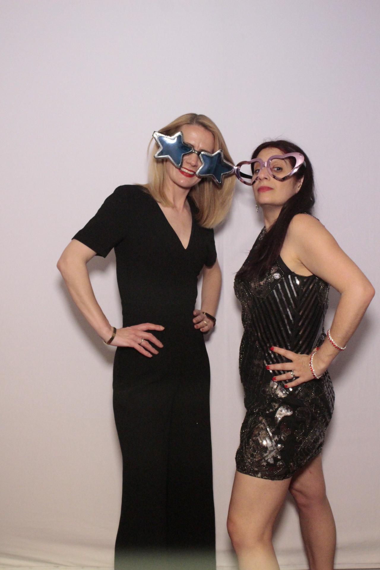 Danielle’s 40th birthday | View more photos from the event at gallery.myphotoboothexperience.co.uk/u/MyPhotoBoothExperienceLtd/Danielle’s-40th-birthday